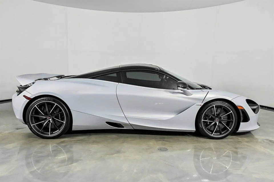 2018 McLaren 720S - Image 12 of 20