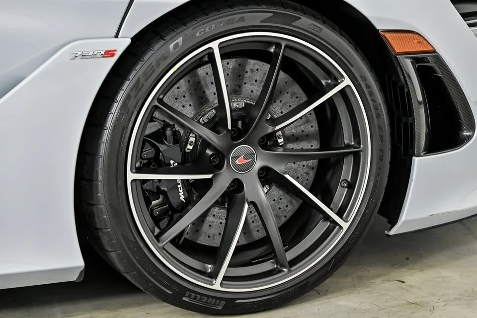 2018 McLaren 720S - Image 14 of 20