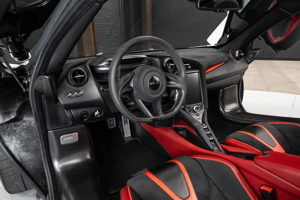 2018 McLaren 720S - Image 2 of 6