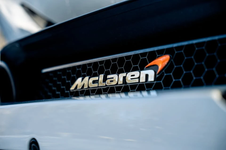 2018 McLaren 720S - Image 17 of 19