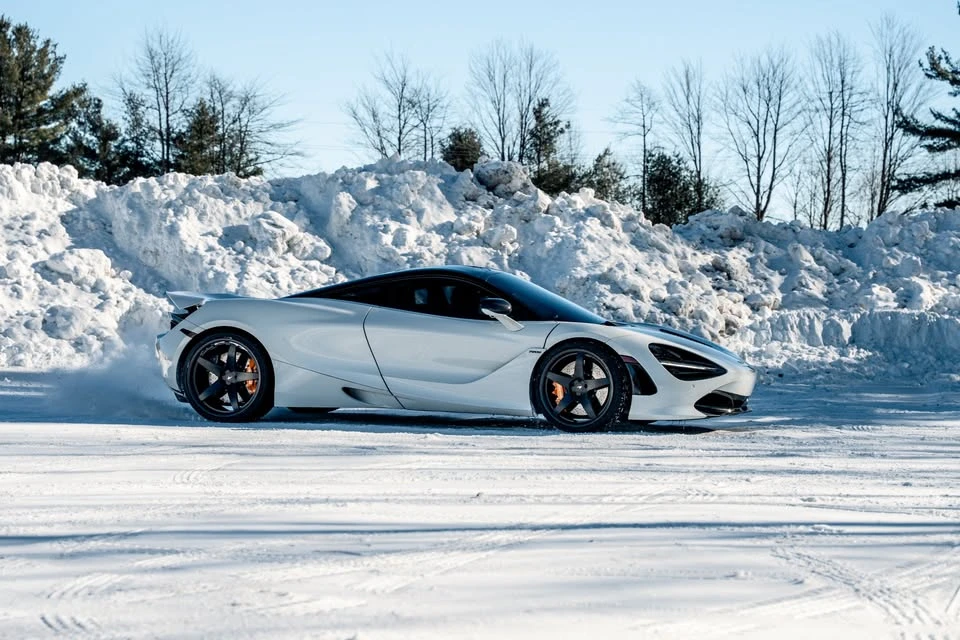 2018 McLaren 720S - Image 18 of 19