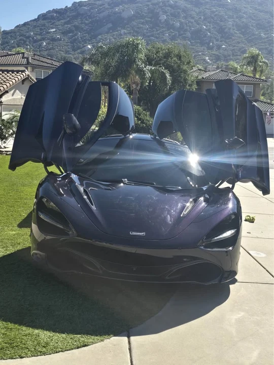 2018 McLaren 720S - Image 2 of 8
