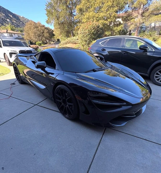 2018 McLaren 720S - Image 3 of 9