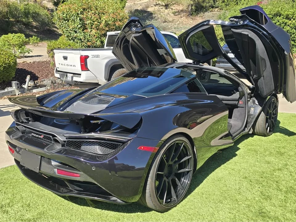 2018 McLaren 720S - Image 8 of 9