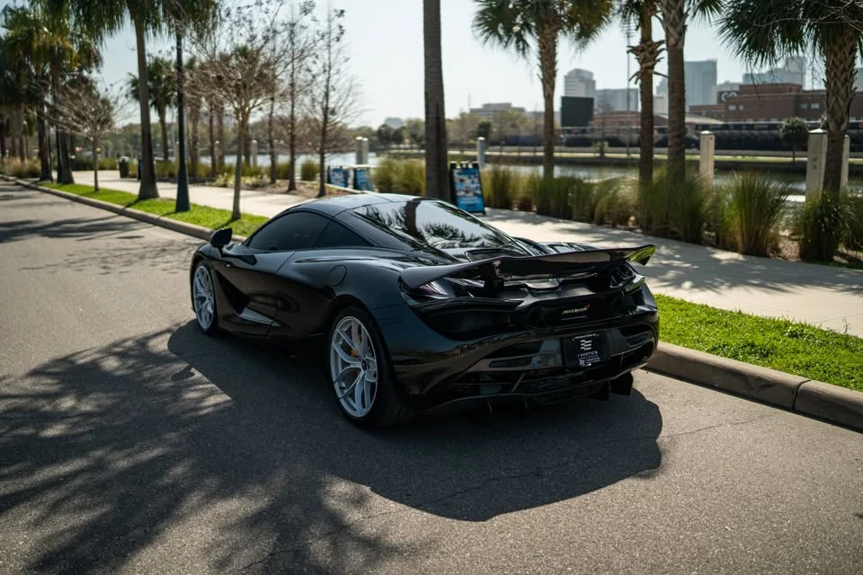 2018 McLaren 720S - Image 2 of 9