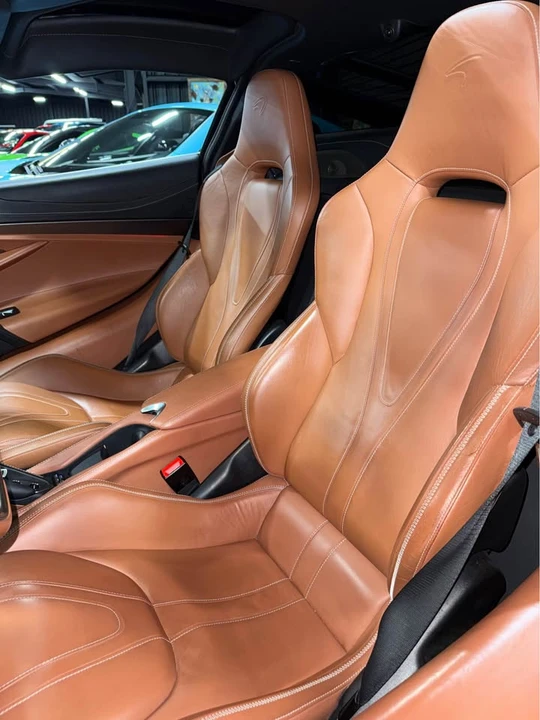 2018 McLaren 720S - Image 5 of 7