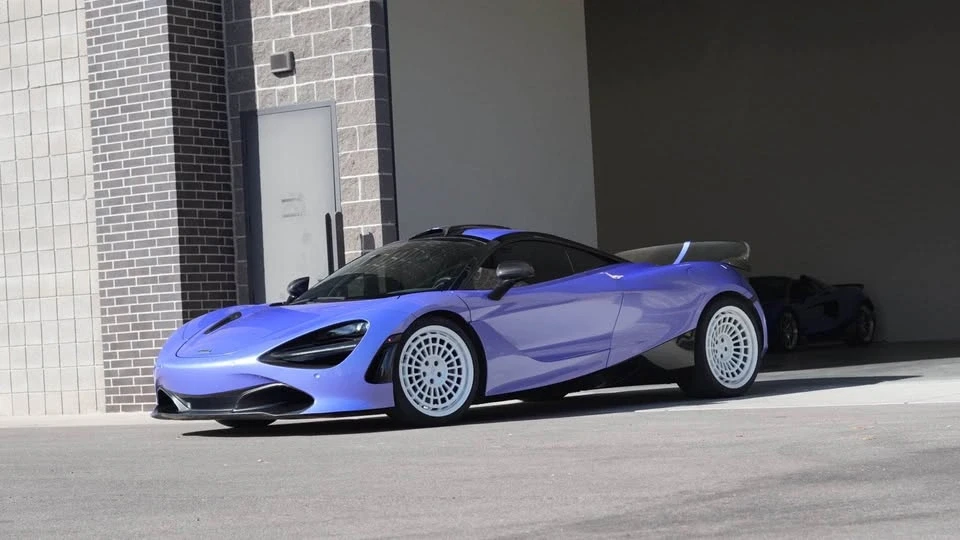 2018 McLaren 720S - Image 2 of 18