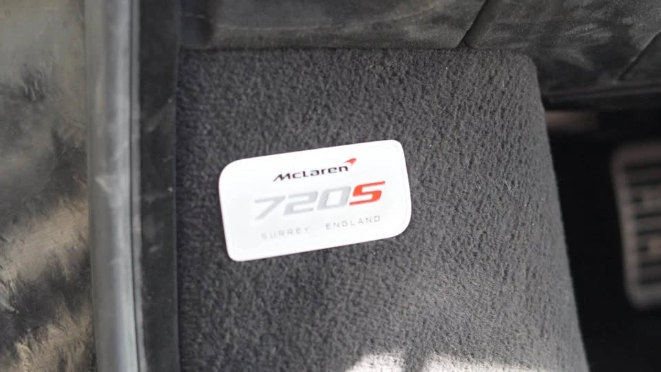 2018 McLaren 720S - Image 14 of 18