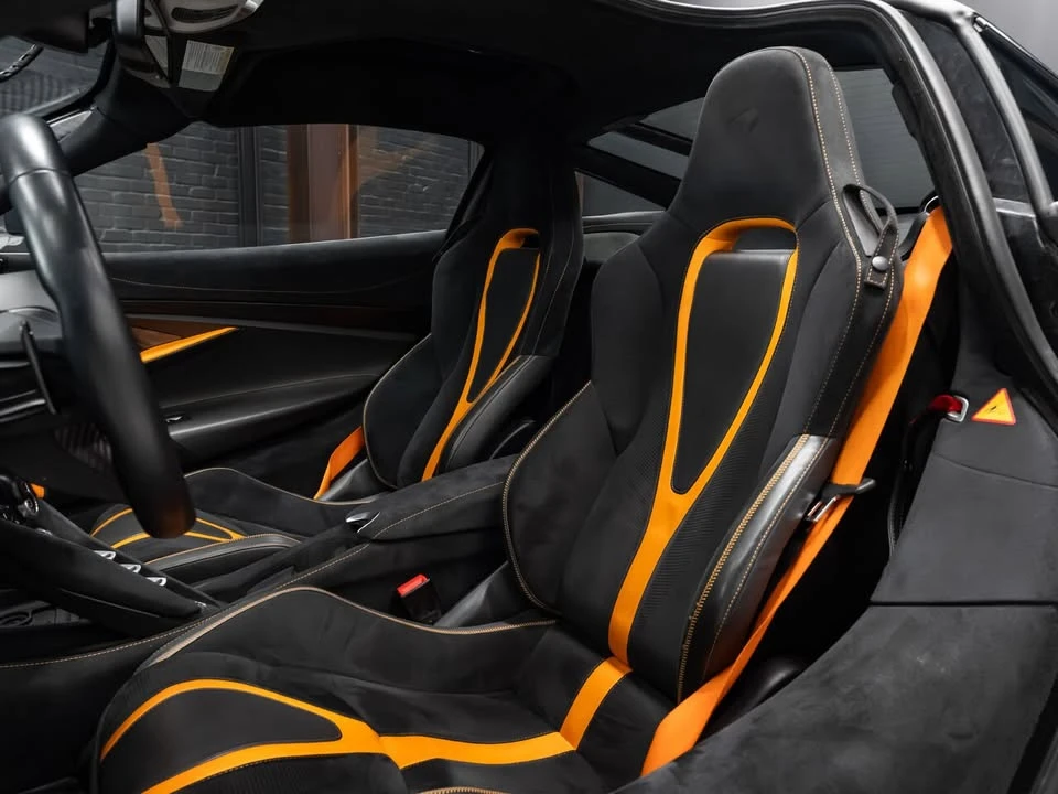 2018 McLaren 720S - Image 3 of 8