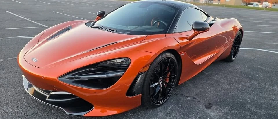 2018 McLaren 720S - Image 17 of 18