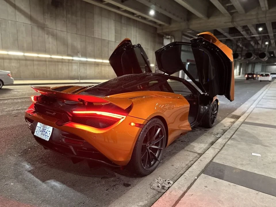2018 McLaren 720S - Image 8 of 14