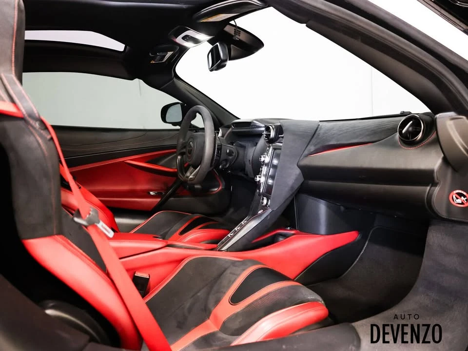 2018 McLaren 720S - Image 11 of 19