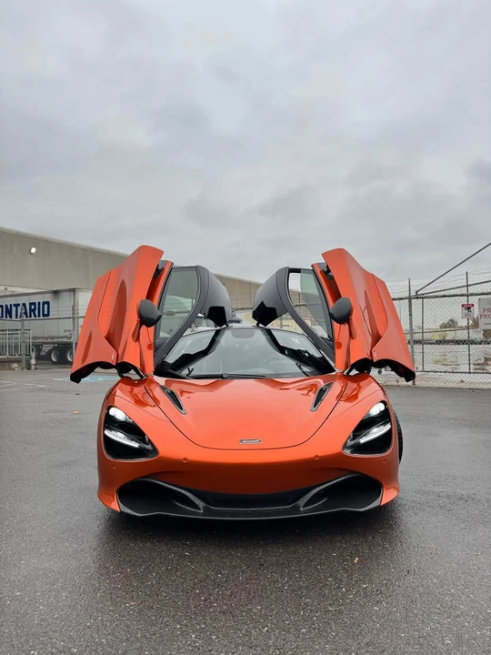 2018 McLaren 720S - Image 2 of 11