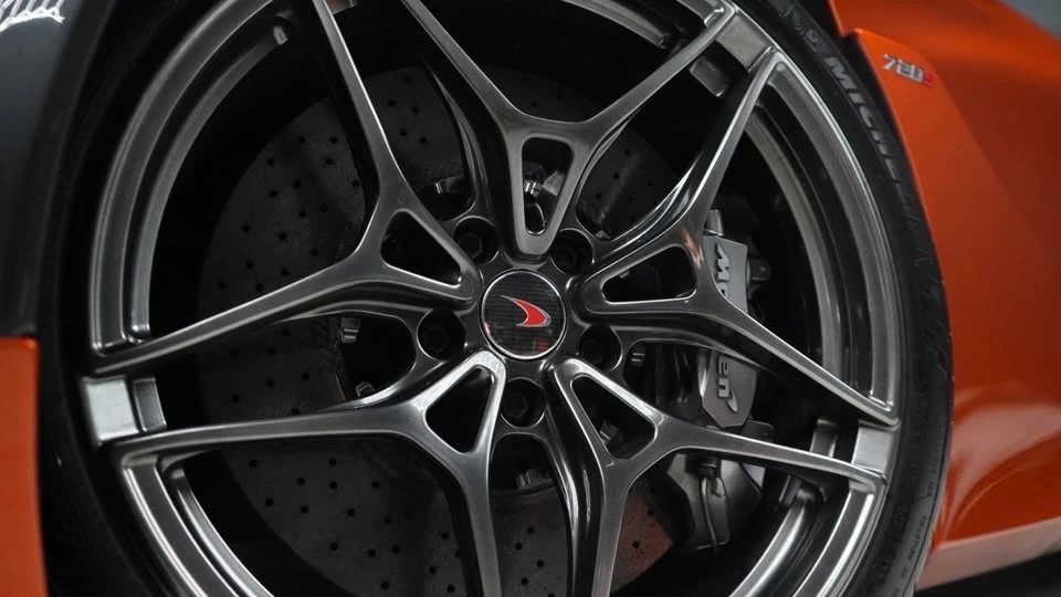2018 McLaren 720S - Image 6 of 13