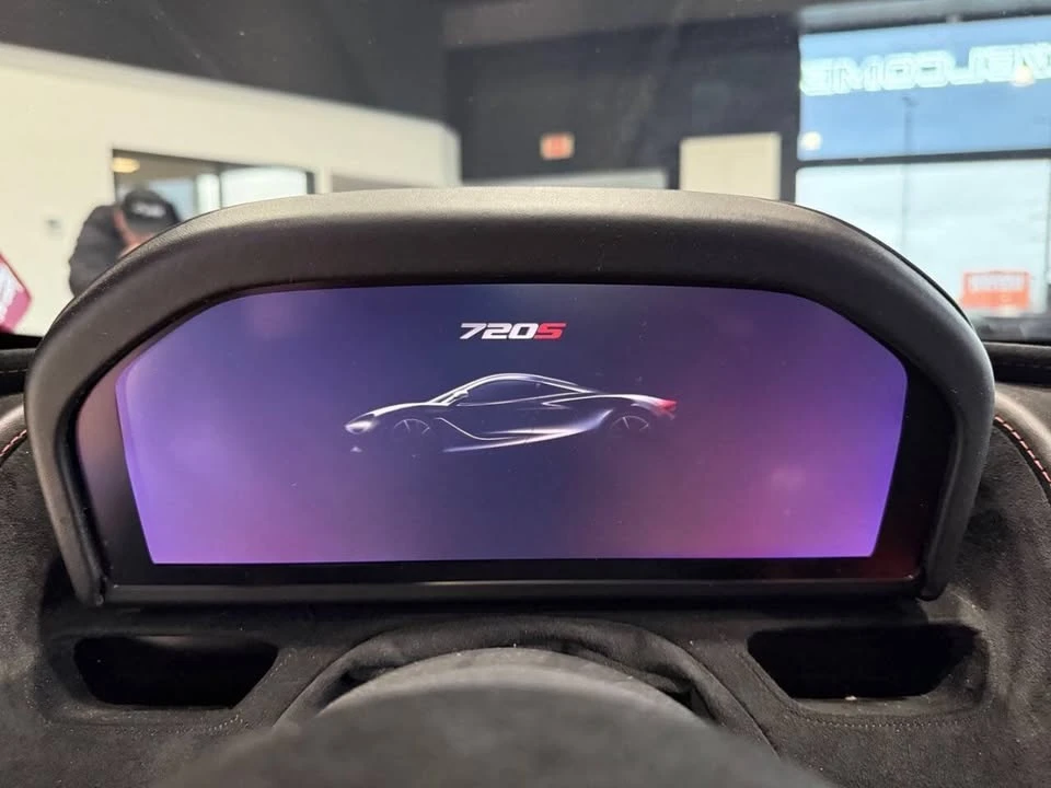 2018 McLaren 720S - Image 10 of 17