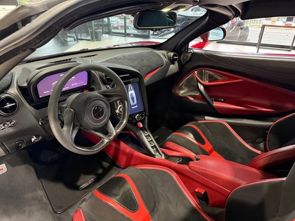 2018 McLaren 720S - Image 8 of 17