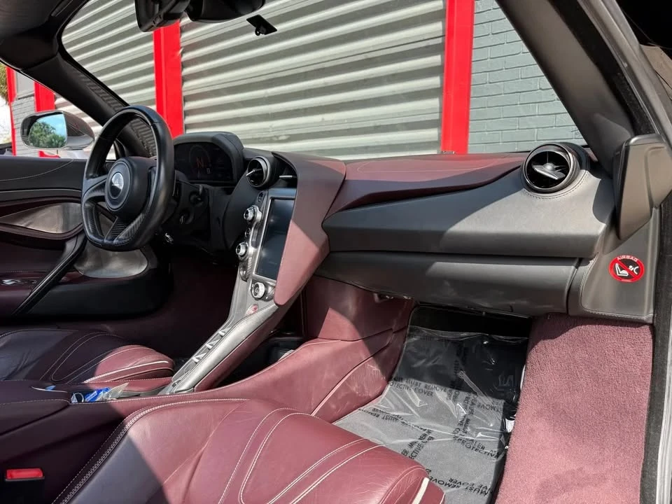 2018 McLaren 720S - Image 7 of 9