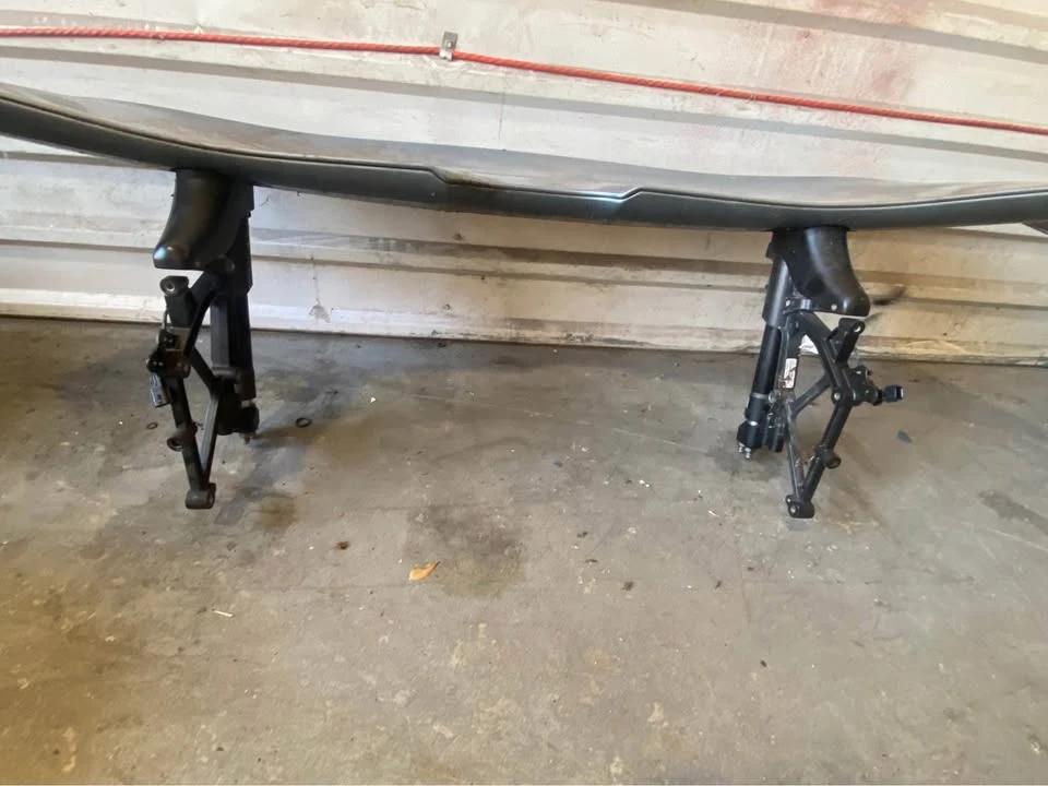 2018 Parts & Memorabilia Bodywork - Image 2 of 3