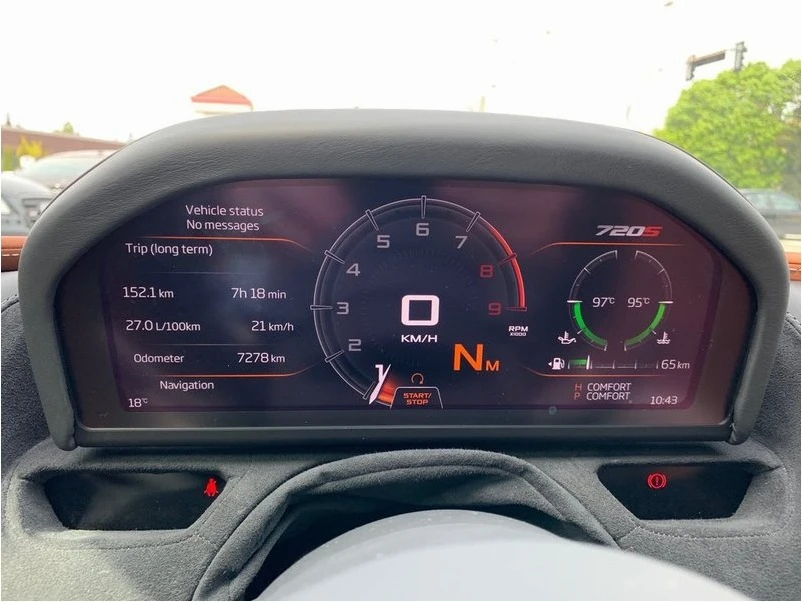 2018 McLaren 720S - Image 8 of 15