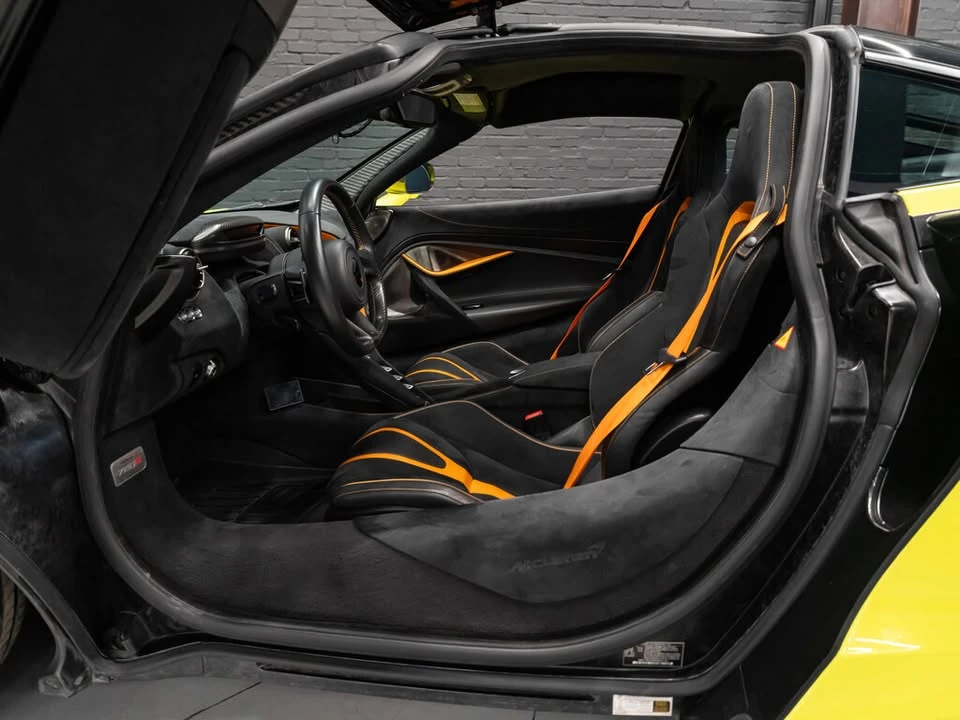 2018 McLaren 720S - Image 2 of 7