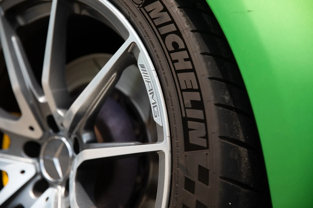 2018 Mercedes-Benz C190/R190 AMG GT R - Image 26 of 31