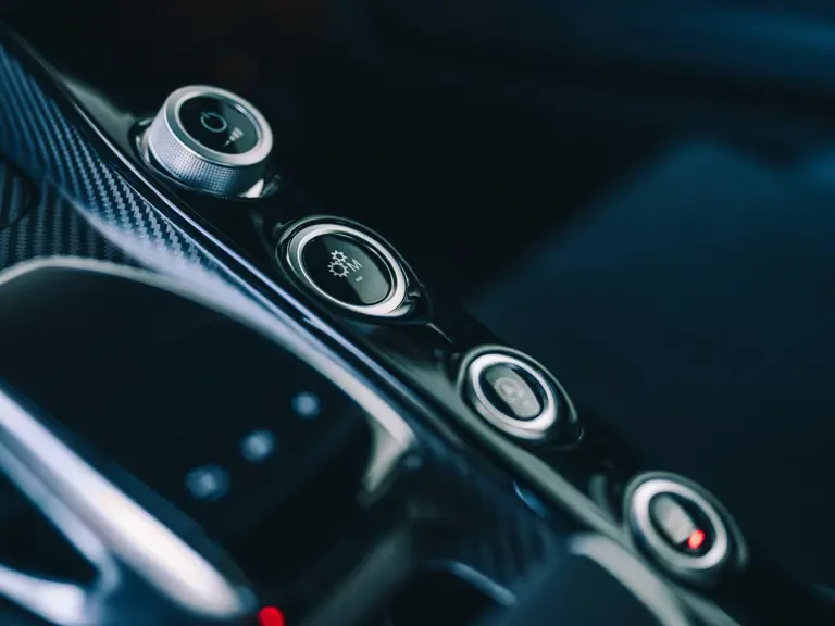 2018 Mercedes-Benz C190/R190 AMG GT R - Image 28 of 31