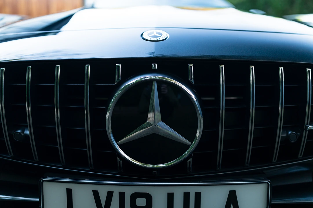 2018 Mercedes-Benz AMG GT - Image 16 of 31