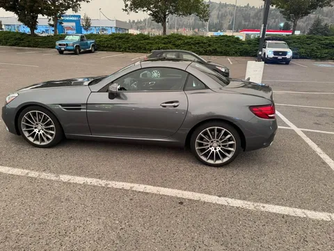 2018 Mercedes-Benz 300 SLC