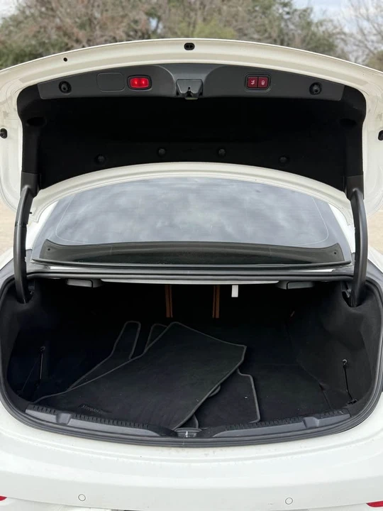 2018 Mercedes-Benz E-Class - Image 7 of 10