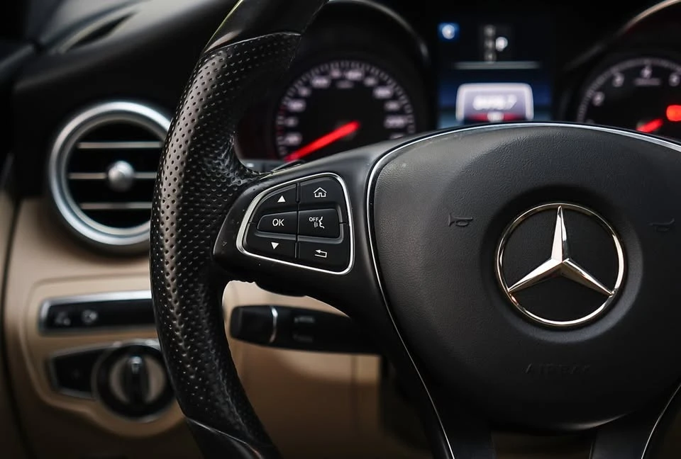 2018 Mercedes-Benz W205 C-Class - Image 17 of 20