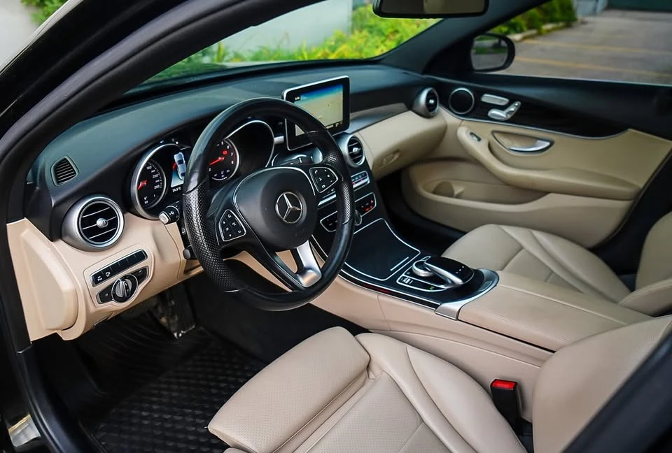 2018 Mercedes-Benz W205 C-Class - Image 9 of 20