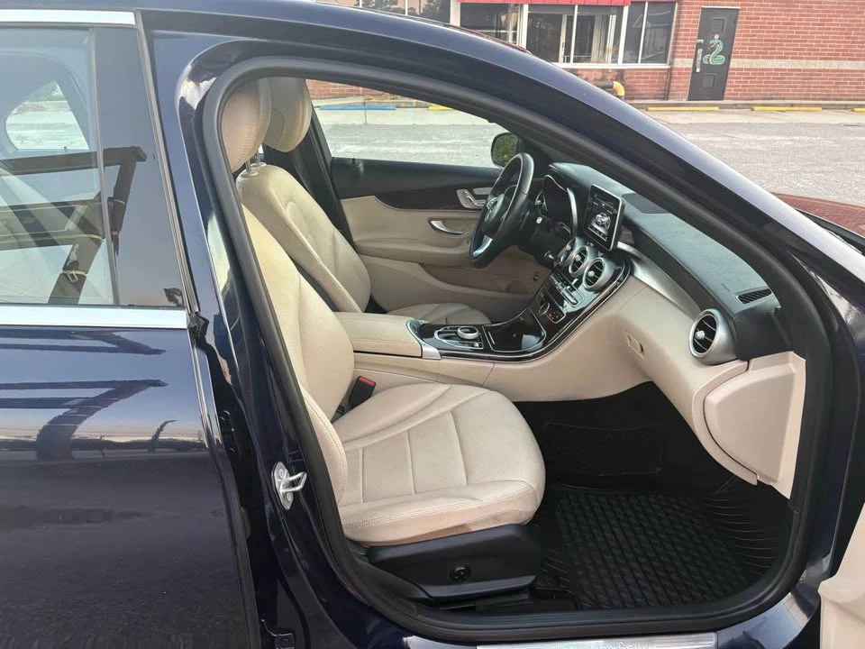 2018 Mercedes-Benz W205 C-Class - Image 8 of 11