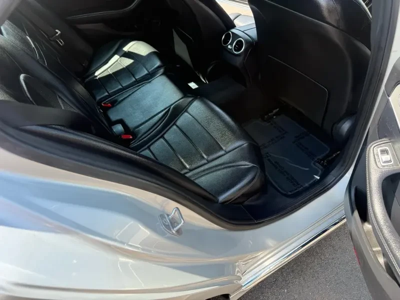 2018 Mercedes-Benz W205 C-Class - Image 9 of 12