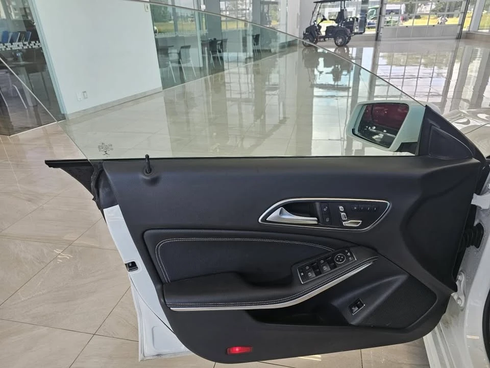 2018 Mercedes-Benz C117 CLA - Image 11 of 16