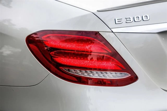 2018 Mercedes-Benz W213 E-Class - Image 8 of 12
