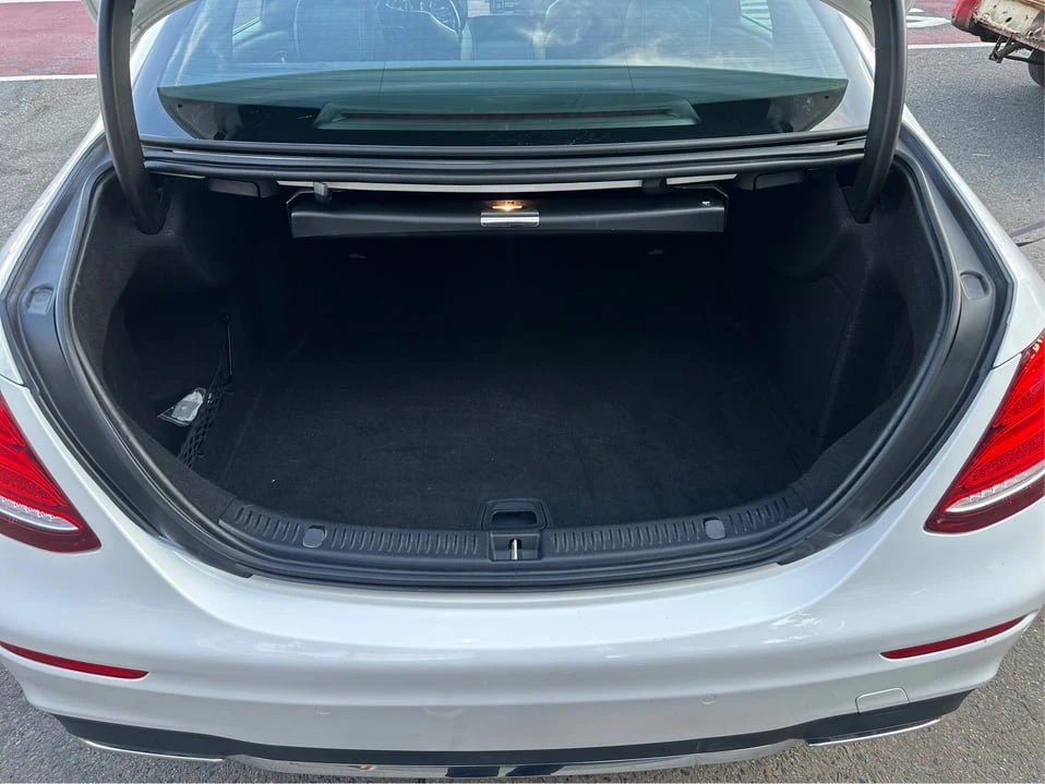 2018 Mercedes-Benz W213 E-Class - Image 12 of 20