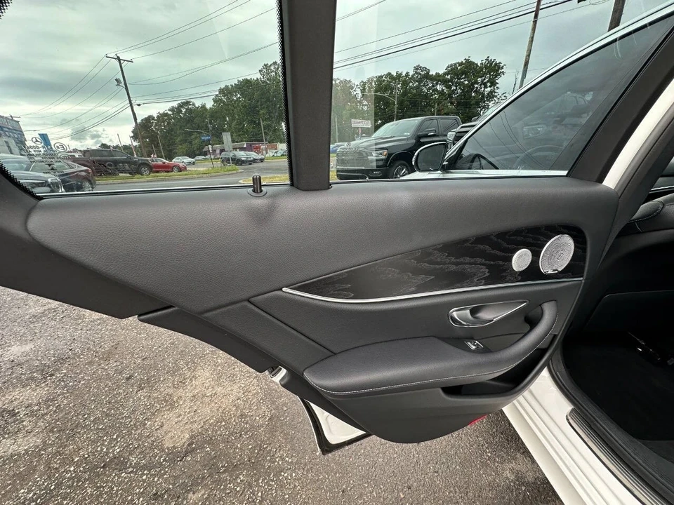 2018 Mercedes-Benz W213 E-Class - Image 12 of 21