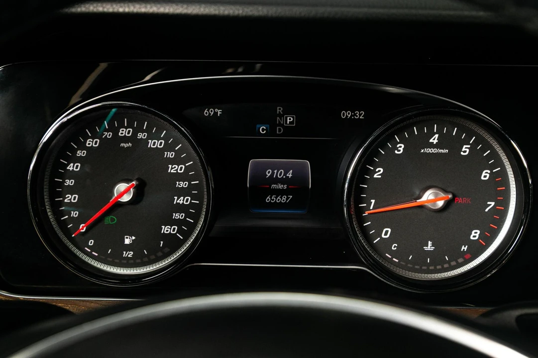 2018 Mercedes-Benz W213 E-Class - Image 10 of 21