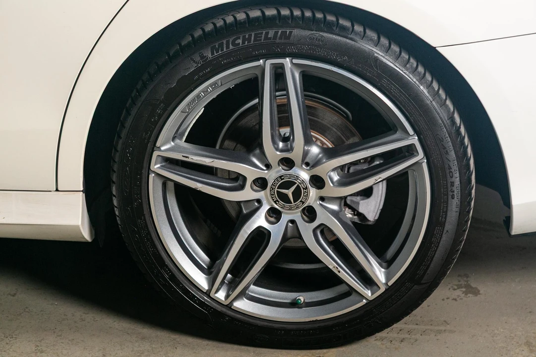 2018 Mercedes-Benz W213 E-Class - Image 13 of 21