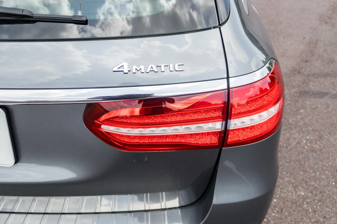 2018 Mercedes-Benz W213 E-Class - Image 14 of 31