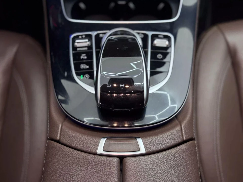 2018 Mercedes-Benz W213 E-Class - Image 20 of 21