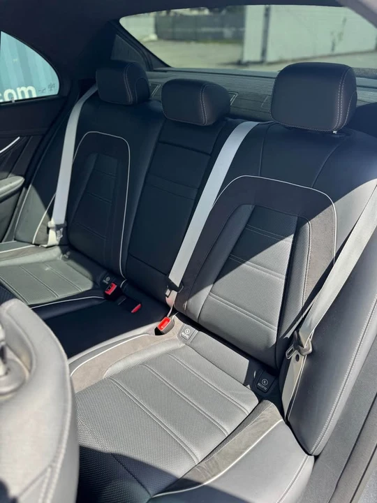 2018 Mercedes-Benz E-Class - Image 10 of 19