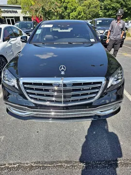 2018 Mercedes-Benz Mercedes-Maybach S-Class S 560 4MATIC Sedan 4D