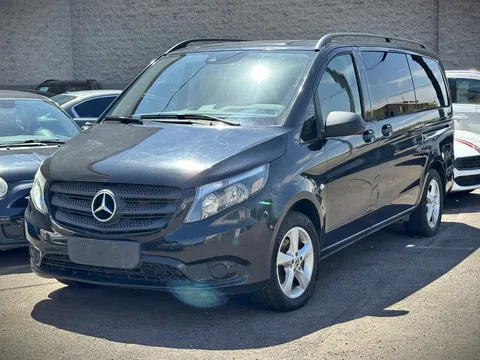 2018 Mercedes-Benz Metris Passenger Van