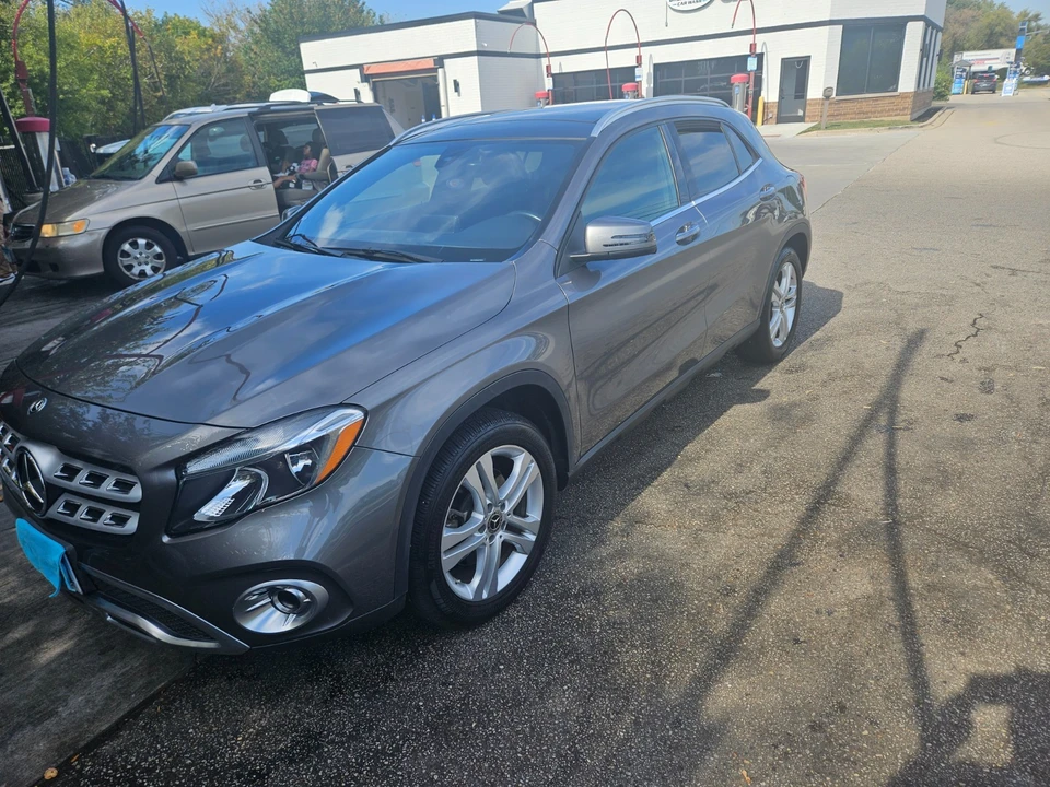 2018 Mercedes-Benz - Image 3 of 16