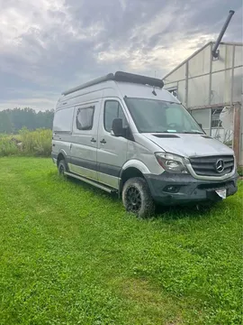 2018 Mercedes-Benz Revel 4x4