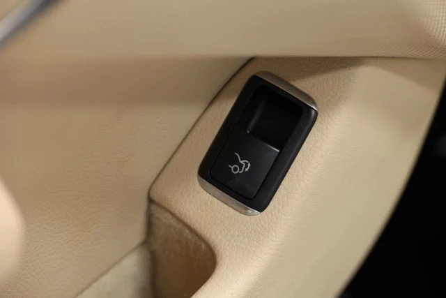 2018 Mercedes-Benz R231 SL-Class - Image 11 of 12
