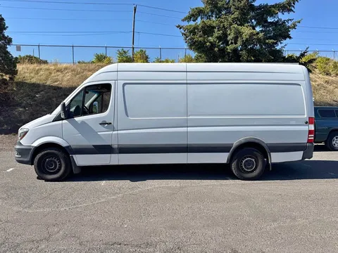 2018 Mercedes-Benz Sprinter 2500 Cargo Van Hi Roof