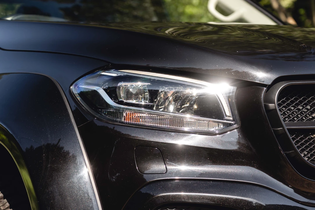 2018 Mercedes-Benz - Image 21 of 31