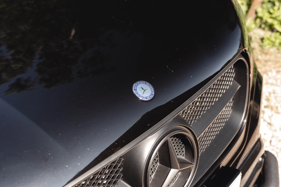 2018 Mercedes-Benz - Image 24 of 31